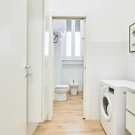 Spacious Flat Close To Fondazione Prada & Metro Milan Exterior photo