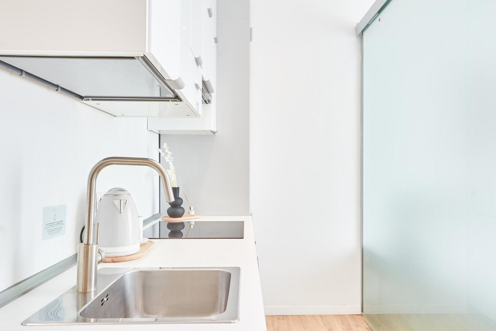 Appartement Spacious Flat Close To Fondazione Prada & Metro *